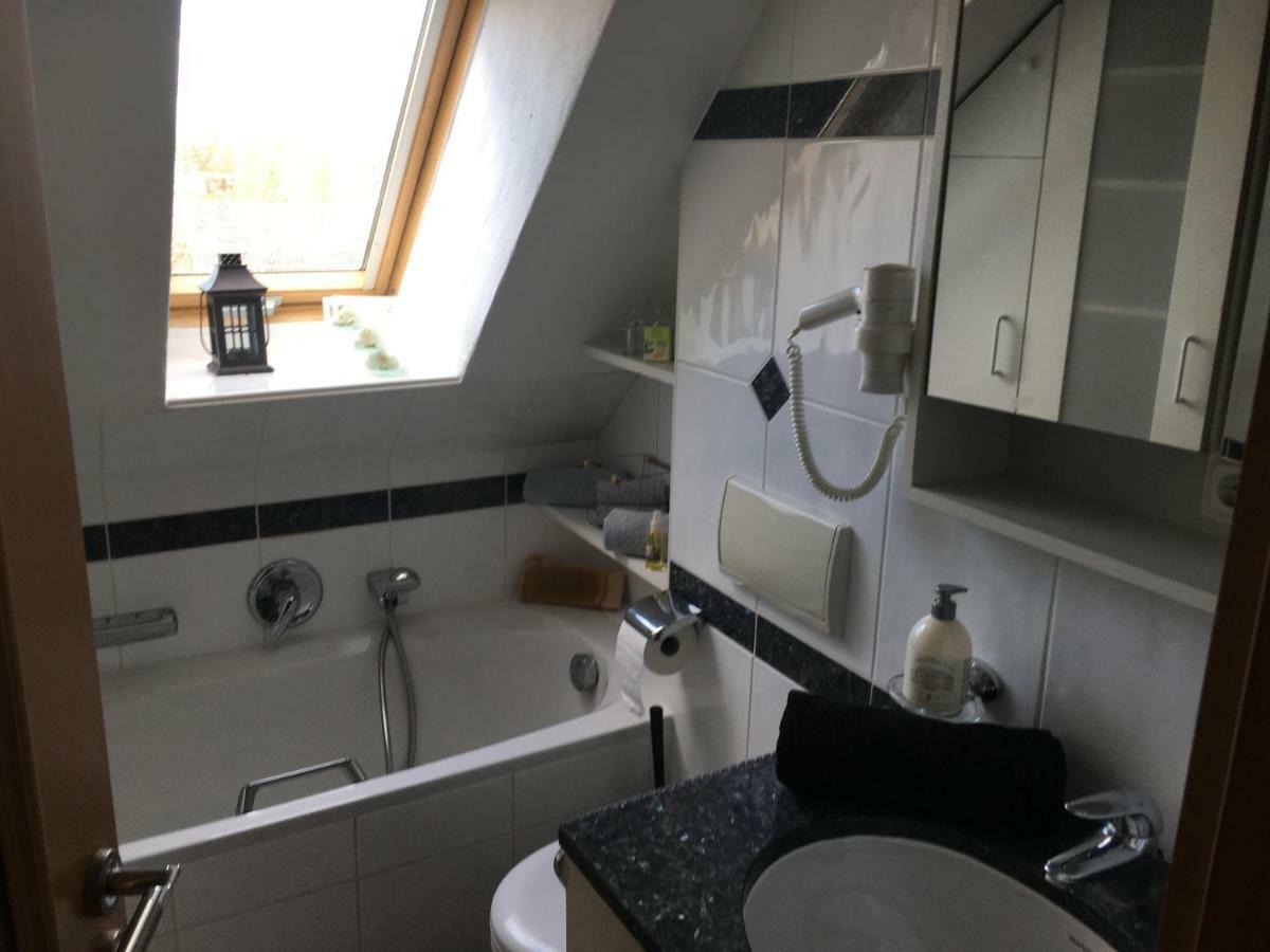 Sonnenappartment In Homburger Solarhaus Хомбург Экстерьер фото